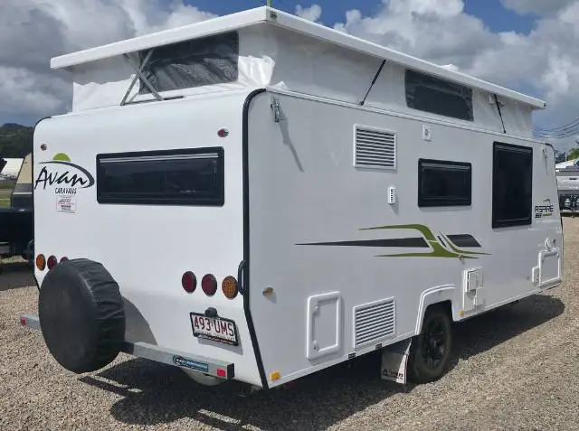 https://media-caravea.syd1.digitaloceanspaces.com/caravans/33EC22987/image-4.webp?q=a1M6RGBkVi