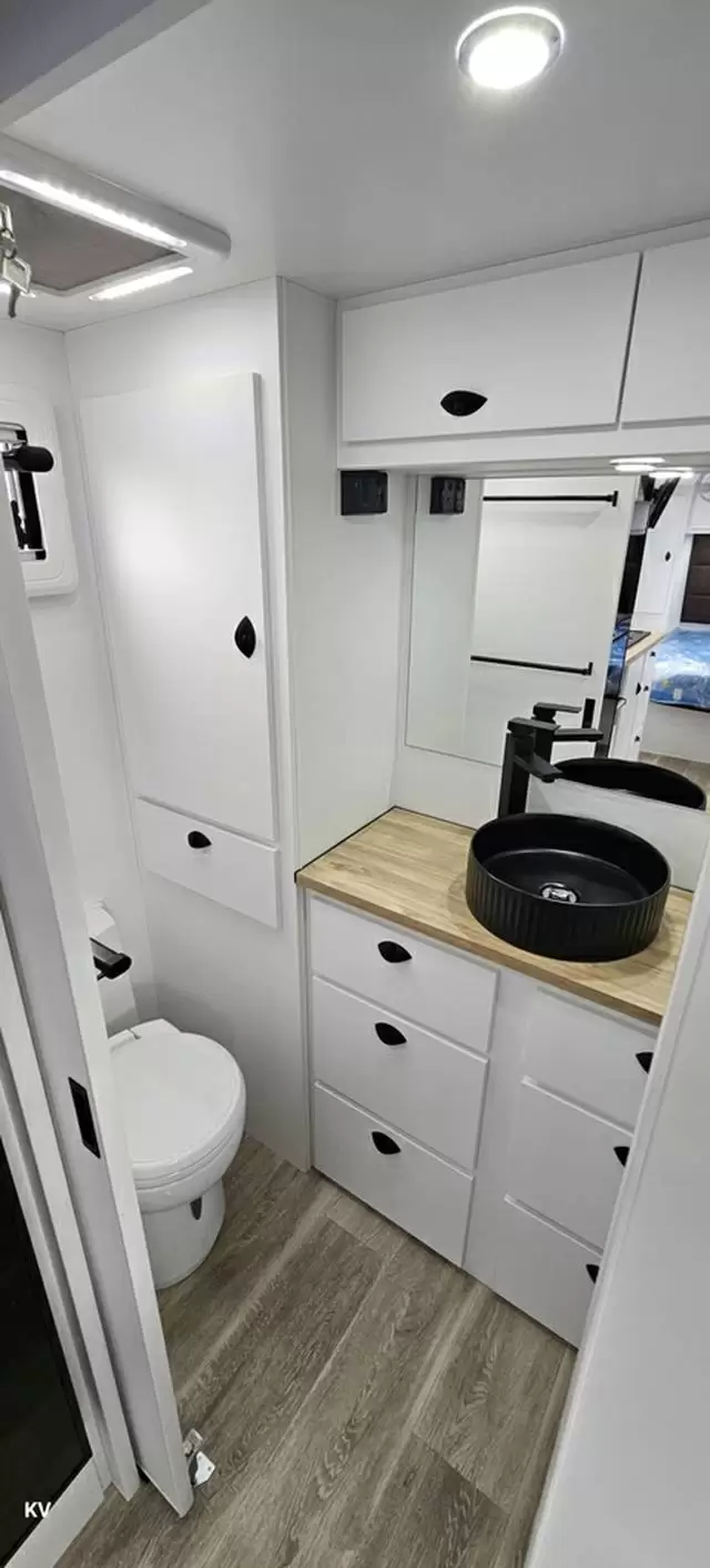 NEW 2026 OPTION RV DISTINCTION 17’6″