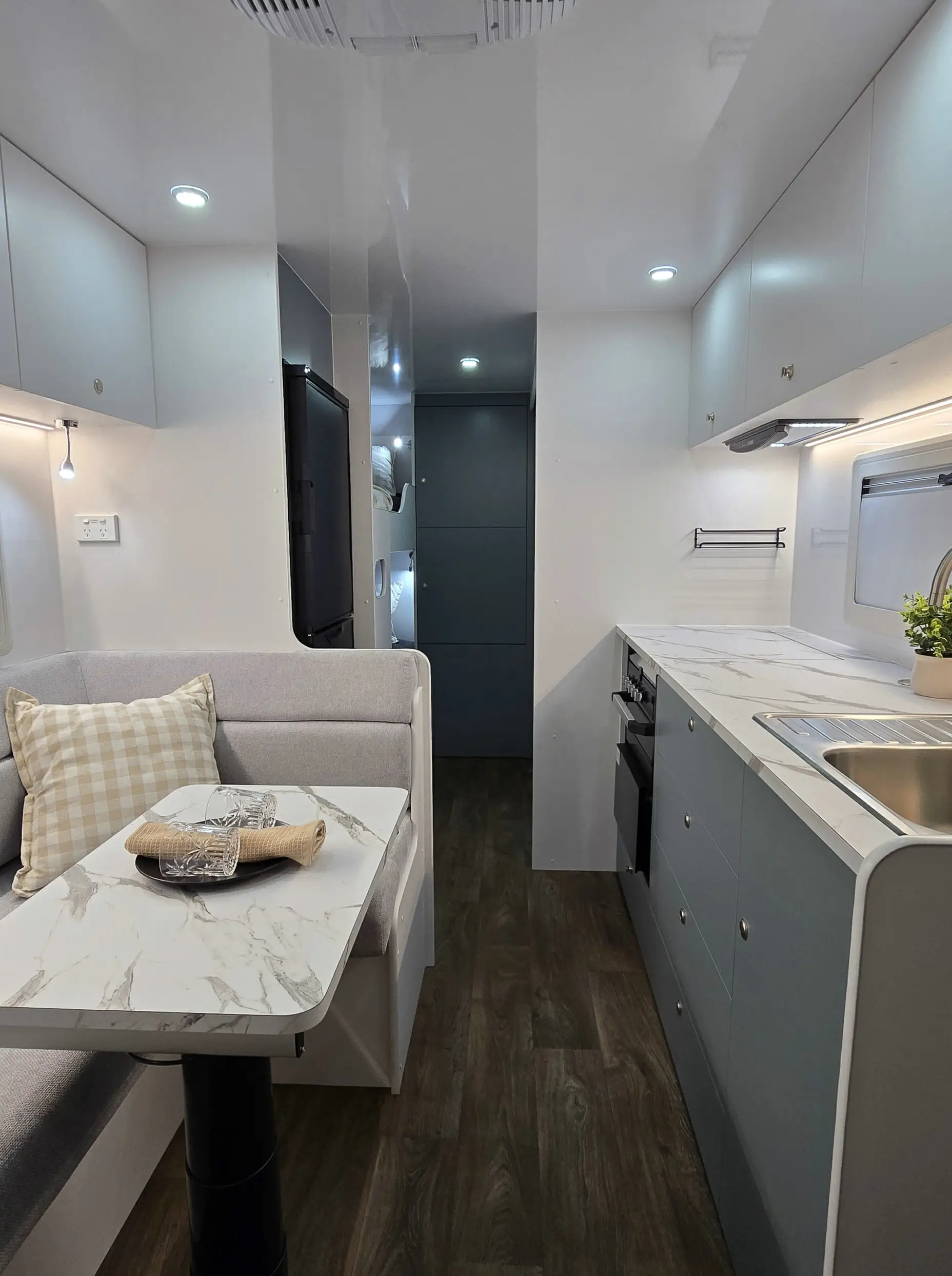NEW 2025 DREAMHAVEN 21 SERIES Image