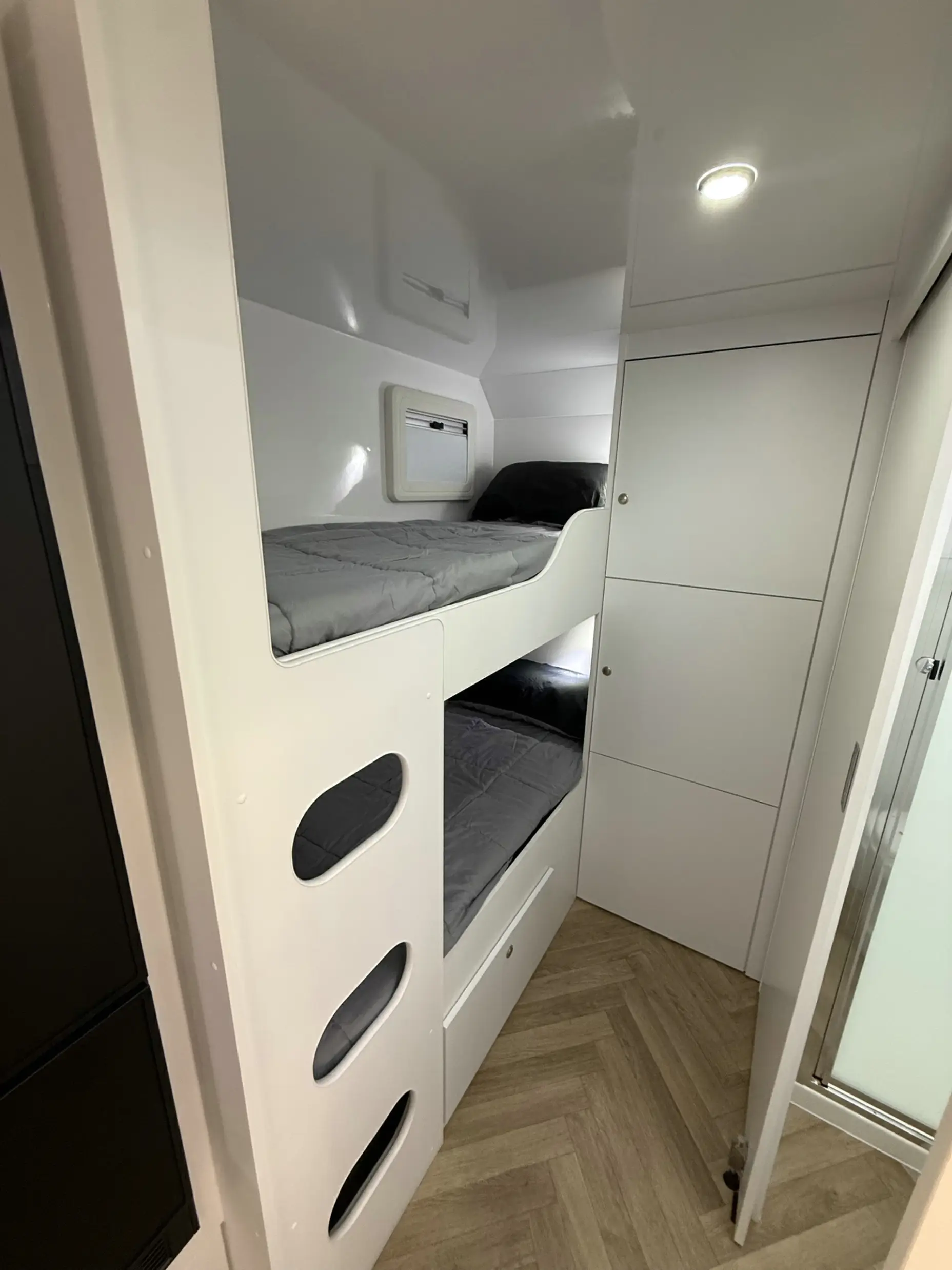 NEW 2026 DREAMHAVEN 21 SERIES Image