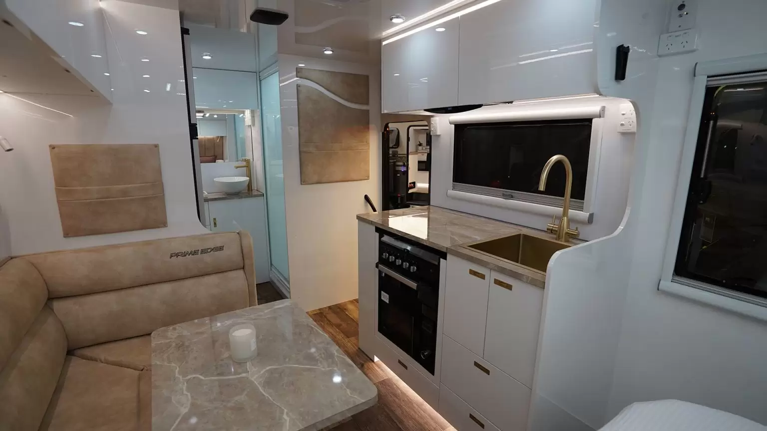 Xplorer interior image 2
