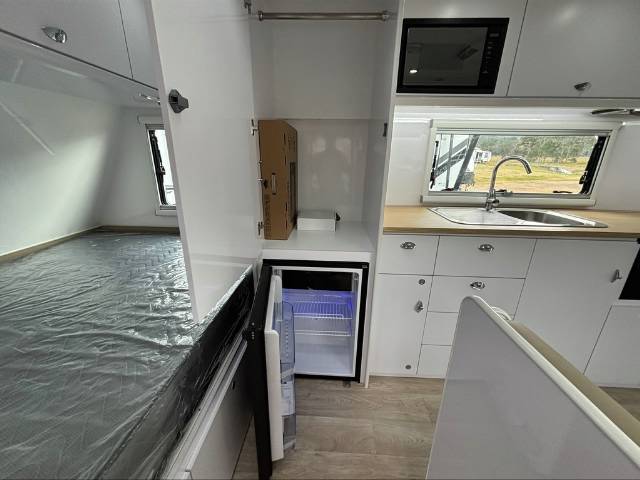 NEW 2025 NEWGEN CARAVANS NGC16 CARAVAN 1 AXLE