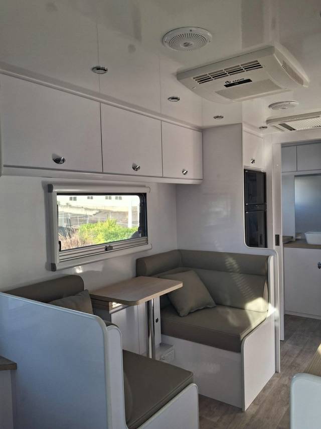 NEW 2025 NEWGEN CARAVANS NGB 19 CARAVAN 1 AXLE