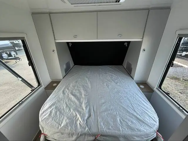 NEW 2025 NEWGEN CARAVANS NGC24 CLUB LOUNGE
