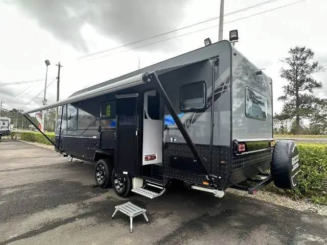 https://media-caravea.syd1.digitaloceanspaces.com/caravans/35EC21629/image-3.webp?q=C1Hiul5GPB