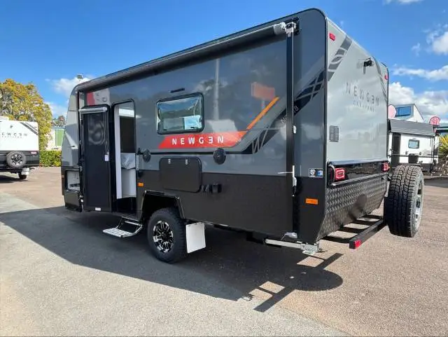 https://media-caravea.syd1.digitaloceanspaces.com/caravans/35EC21630/image-2.webp?q=xLaClbLgBh