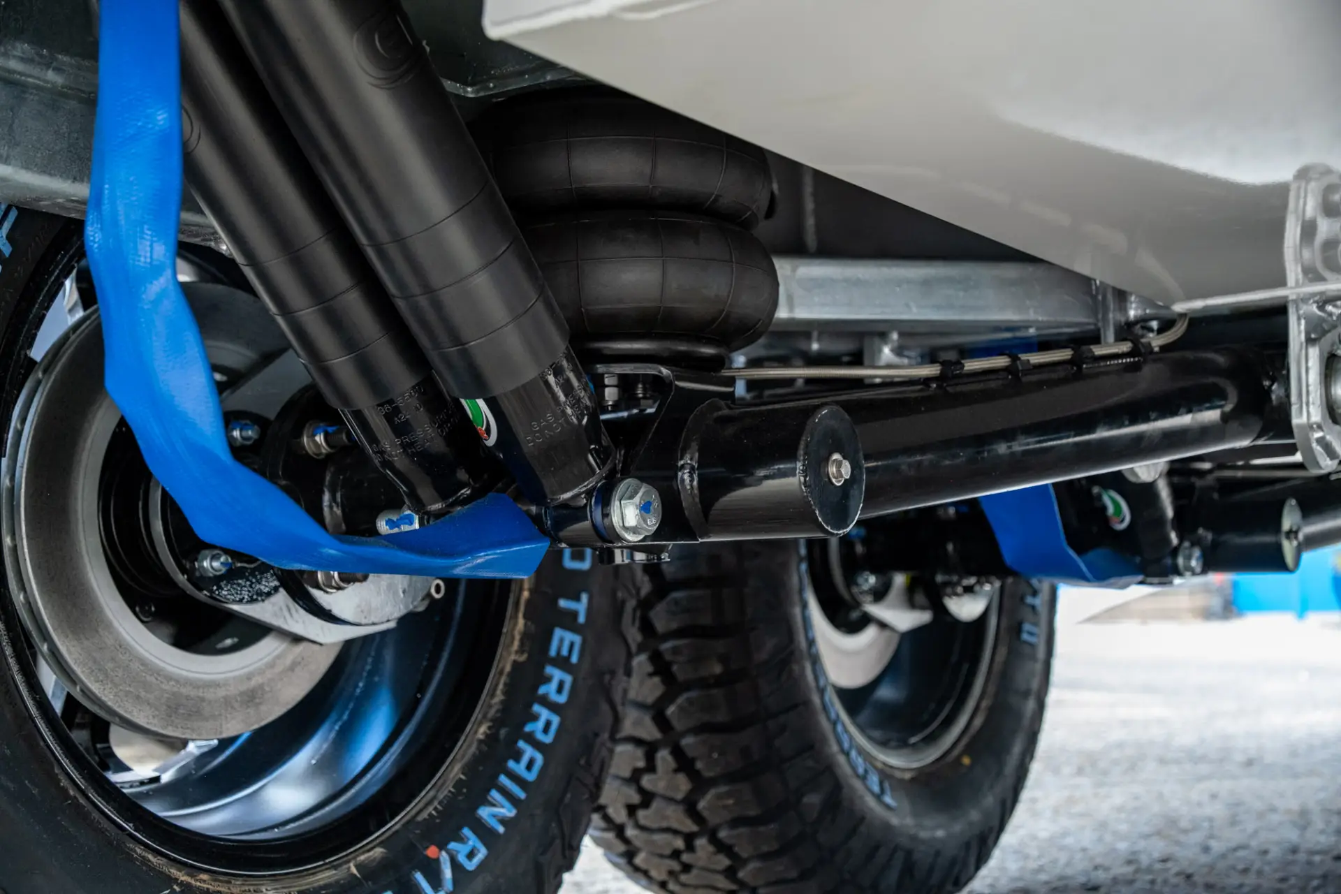 2026 Nirvana 16' Family Hard Top — photo 17
