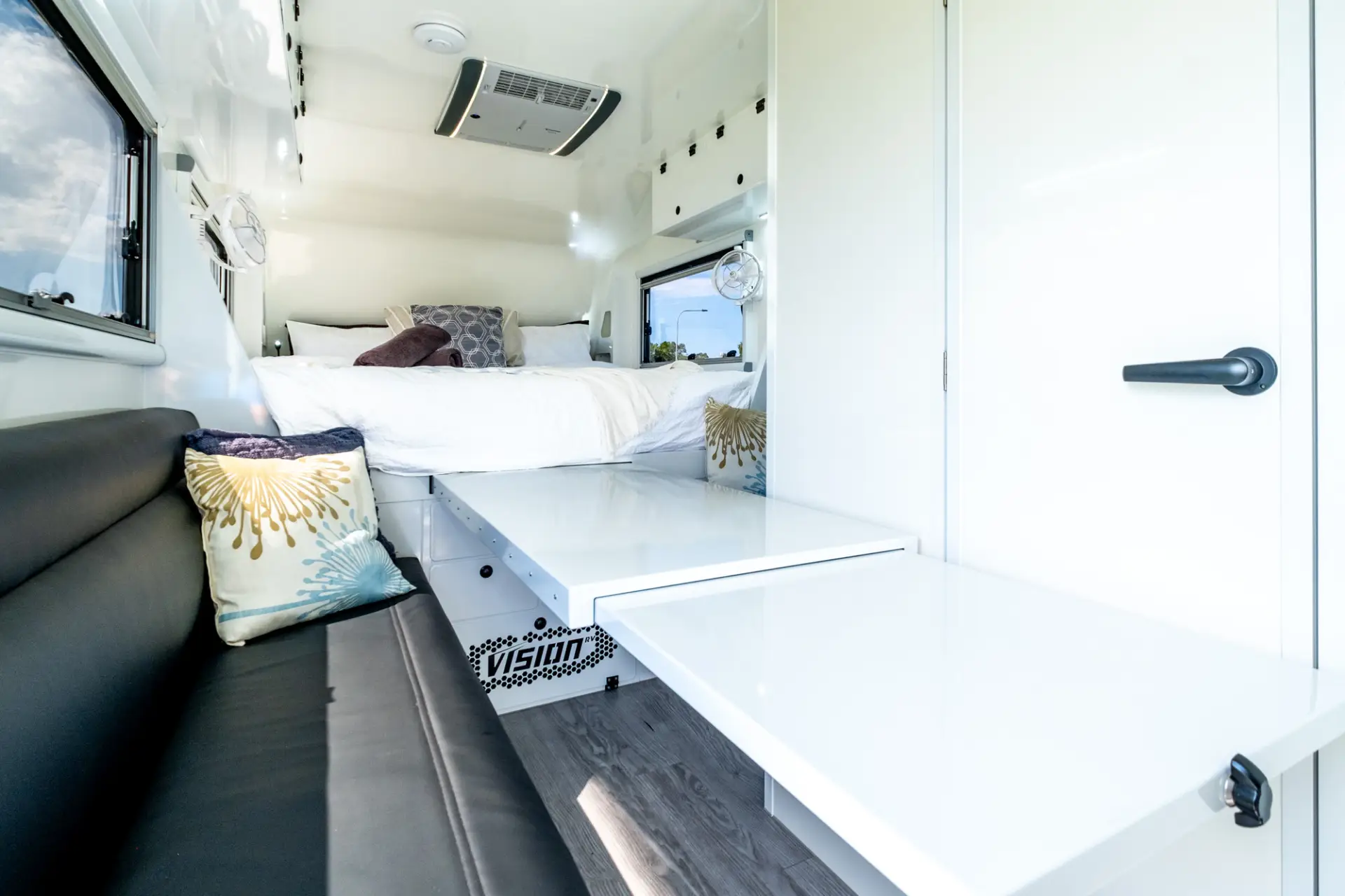 2026 Vision RV Nirvana 16C Hard Top — photo 23