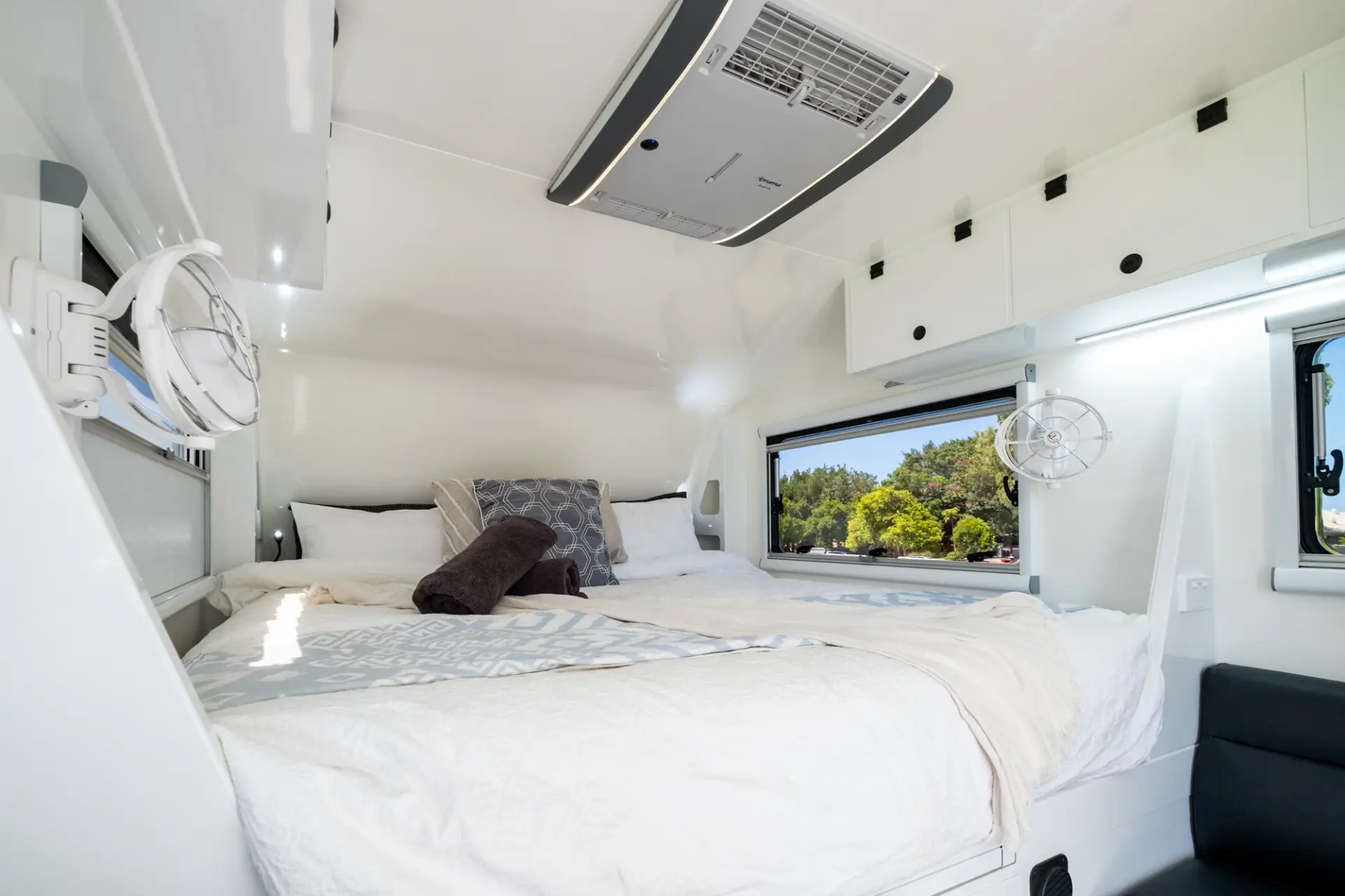 2026 Vision RV Nirvana 16C Hard Top — photo 42