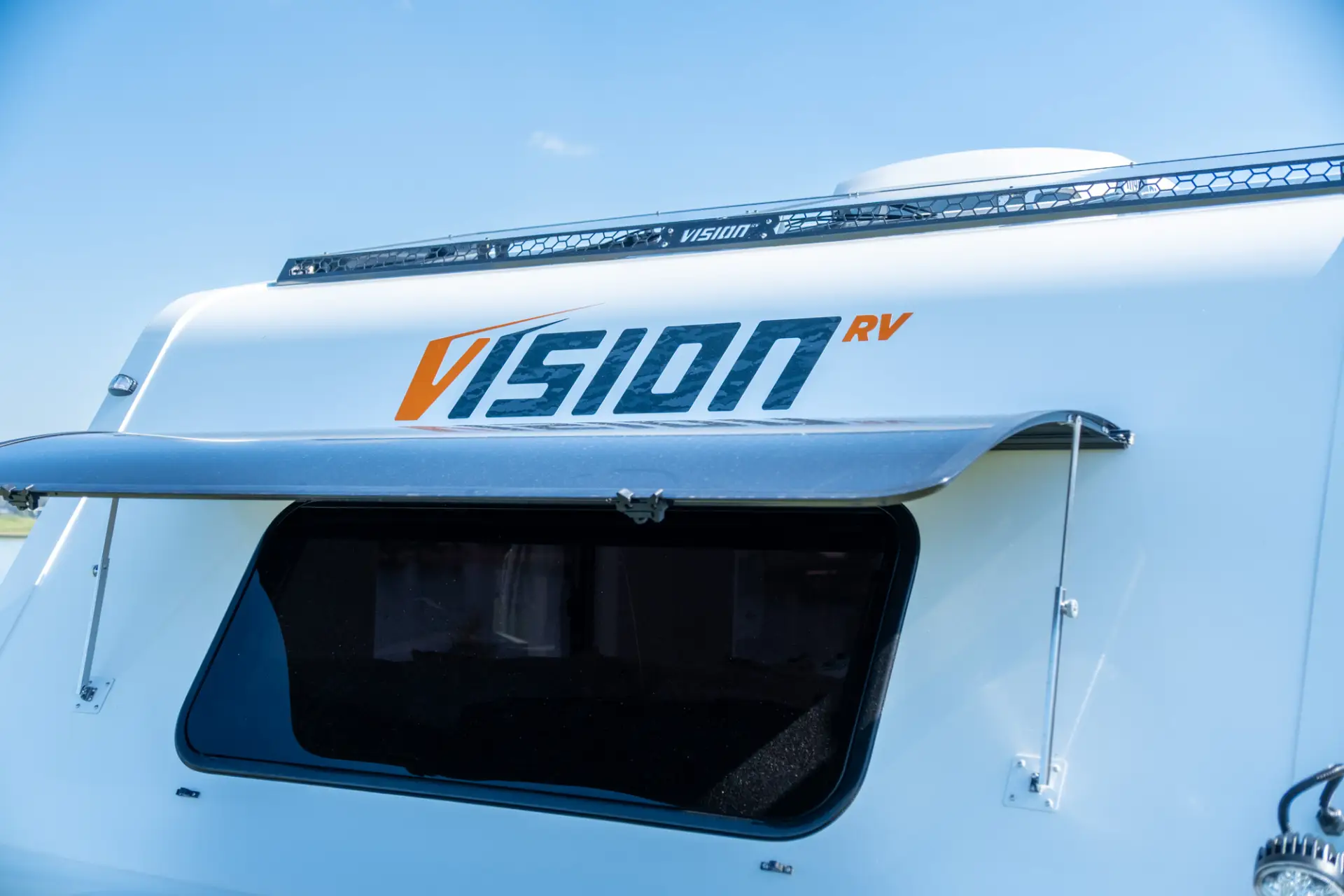 2026 Vision RV Elysium 19'6 Couples — photo 13