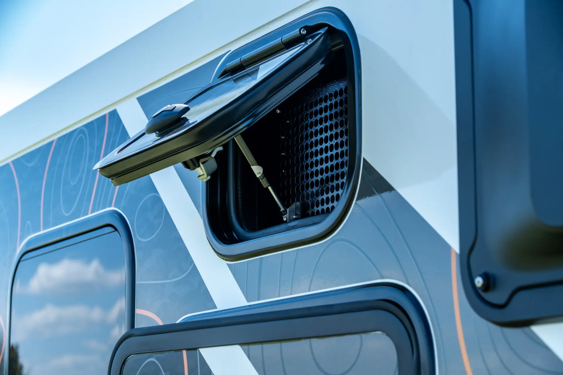 2026 Vision RV Elysium 19'6 Couples — photo 30