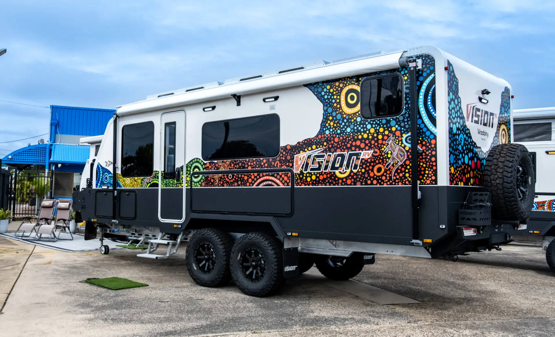 2025 Vision RV Elysium 21'6 Couples — photo 19
