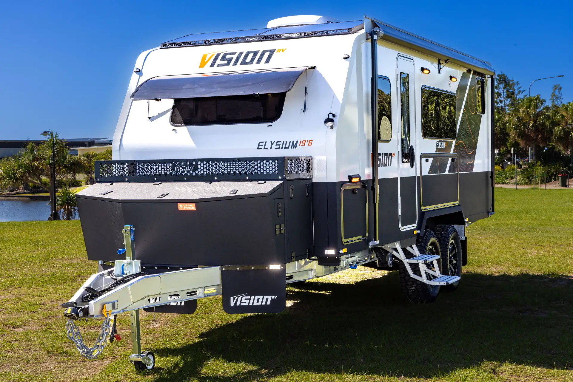2025 Vision RV Elysium 19'6 Family — photo 2
