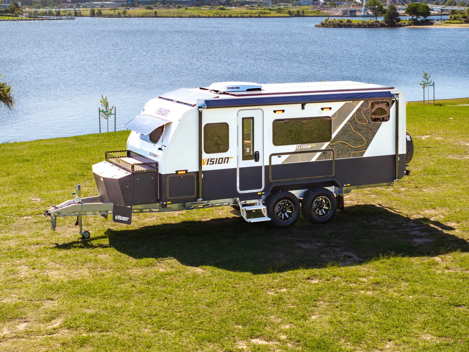 2025 Vision RV Elysium 19'6 Family — photo 3