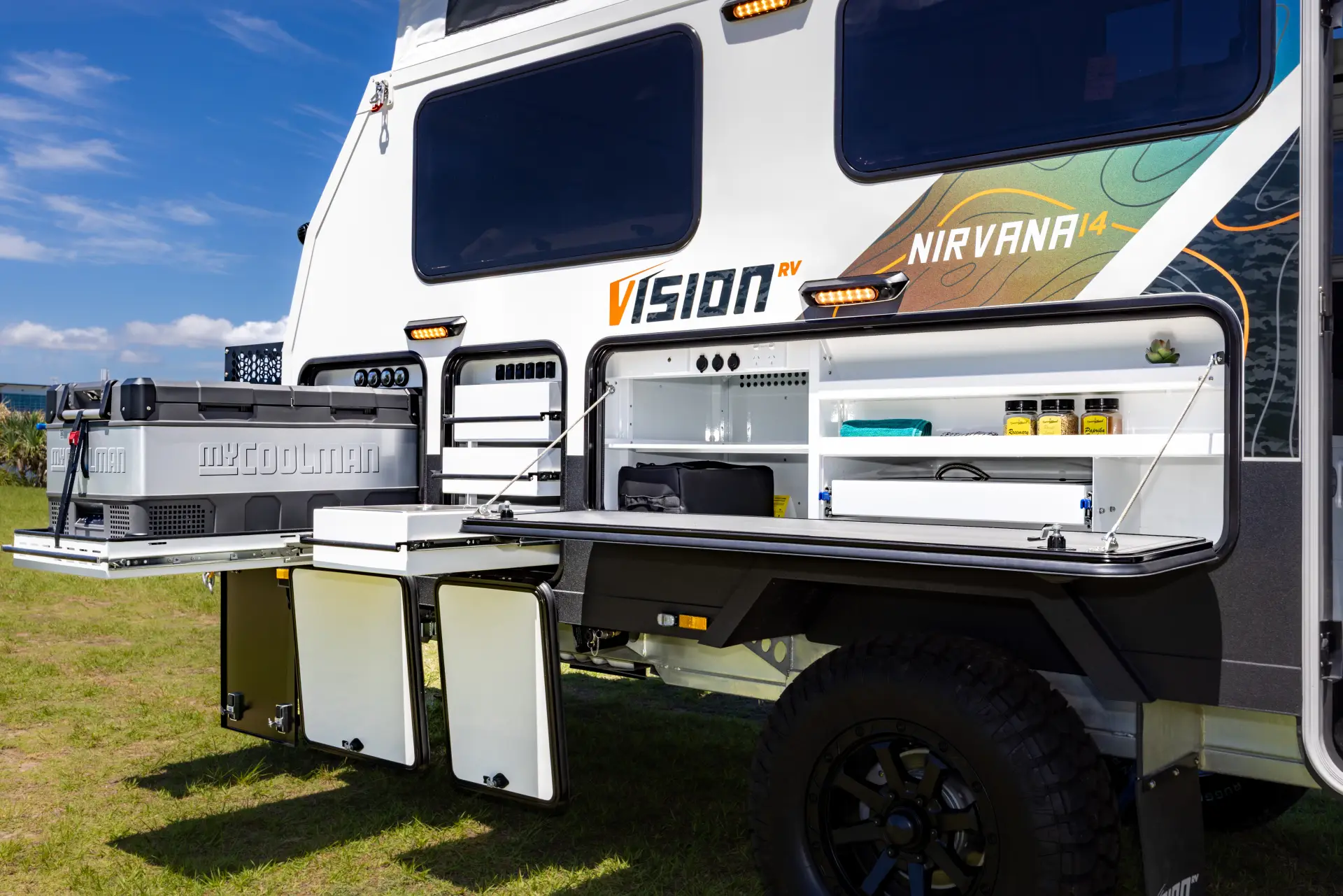 2026 Vision RV Nirvana 14 Hybrid — photo 8