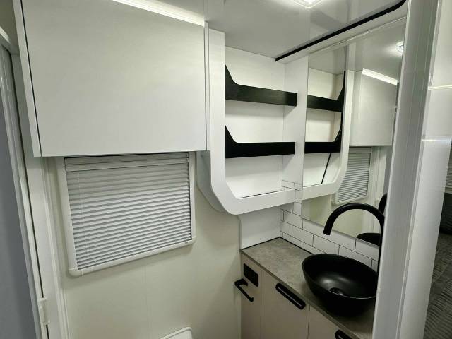 NEW 2026 AVIDA BEECHWORTH B7862SB MOTORHOME AUTOMATIC