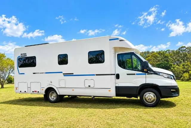 https://media-caravea.syd1.digitaloceanspaces.com/caravans/6EC11045/image-2.webp?q=LYBd00tiFX