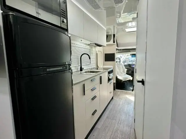 NEW 2026 AVIDA BEECHWORTH B7862SB