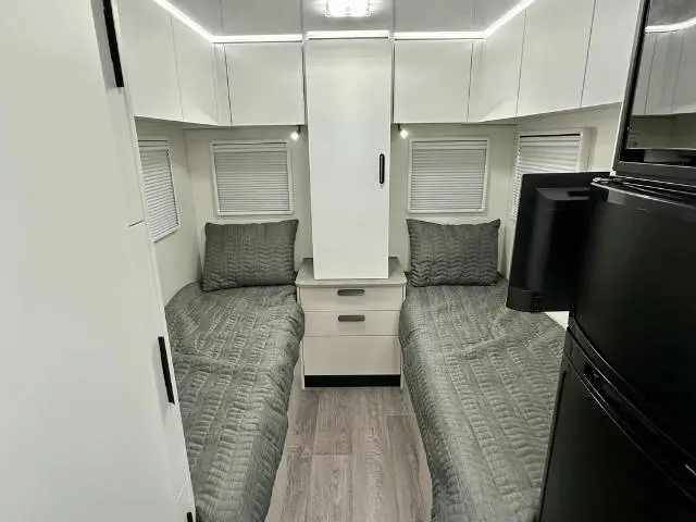 https://media-caravea.syd1.digitaloceanspaces.com/caravans/6EC11045/image-8.webp?q=T4pNcnOD2L