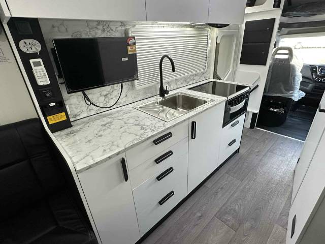 NEW 2026 AVIDA BRUNY B7042 MOTORHOME AUTOMATIC