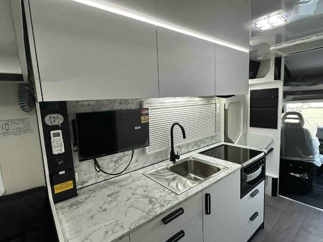 NEW 2026 AVIDA BRUNY B7042 MOTORHOME AUTOMATIC