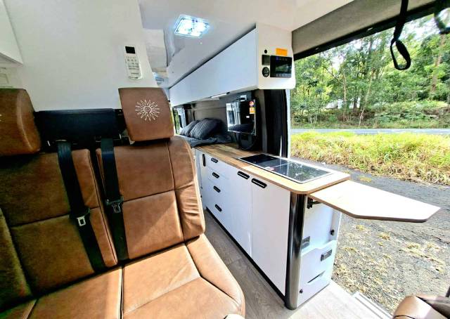 NEW 2025 AVIDA TREK V6452 4 BERTH CAMPERVAN SERIES 2