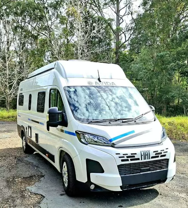 NEW 2025 AVIDA TREK V6452 4 BERTH