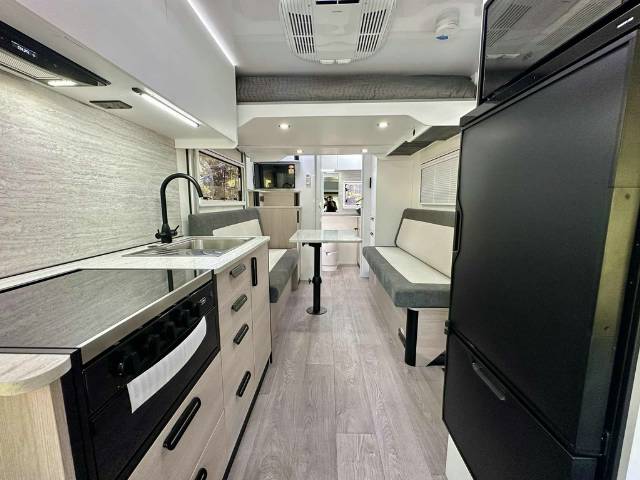 NEW 2026 AVIDA LEURA B6942 MOTORHOME SERIES 2