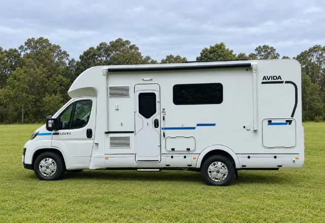 https://media-caravea.syd1.digitaloceanspaces.com/caravans/6EC11083/image-1.webp?q=7Yrc5ALRjY