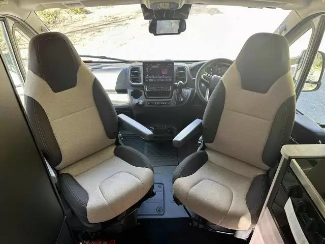 NEW 2026 AVIDA LEURA B6942