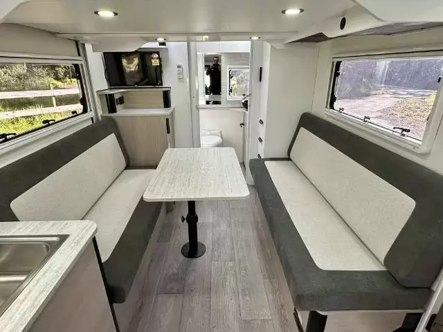 NEW 2026 AVIDA LEURA B6942
