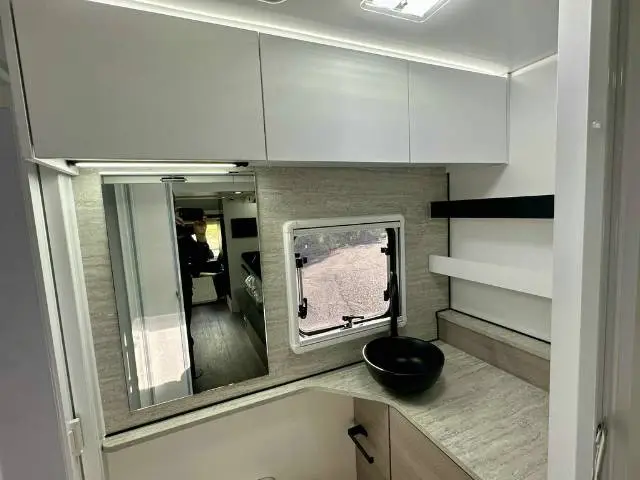 NEW 2026 AVIDA LEURA B6942