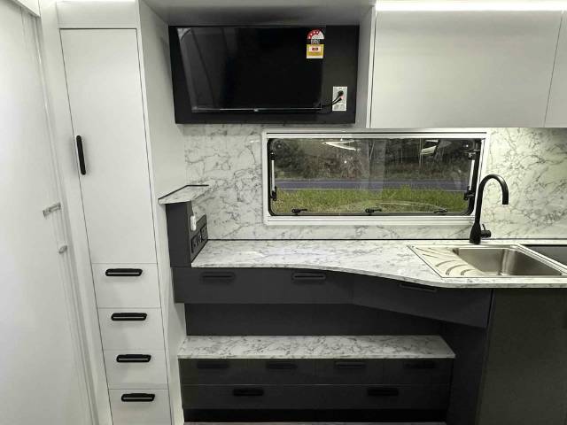 NEW 2026 AVIDA SILVERTON  C6914 MOTORHOME SERIES 2