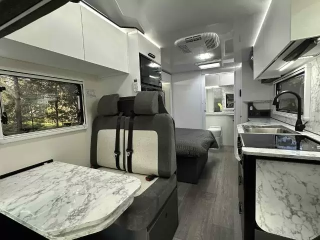 NEW 2026 AVIDA SILVERTON  C6914