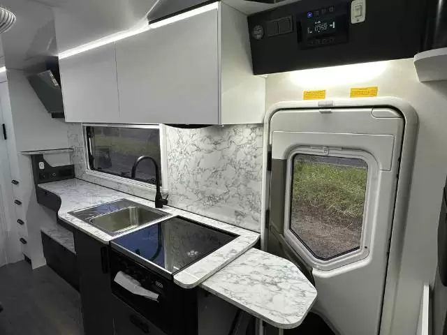 NEW 2026 AVIDA SILVERTON  C6914