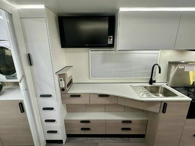 NEW 2026 AVIDA BIRDSVILLE C7464SL MOTORHOME AUTOMATIC