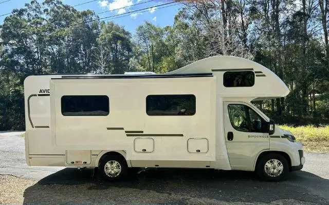 https://media-caravea.syd1.digitaloceanspaces.com/caravans/6EC12141/image-3.webp?q=lvG3PeB76P