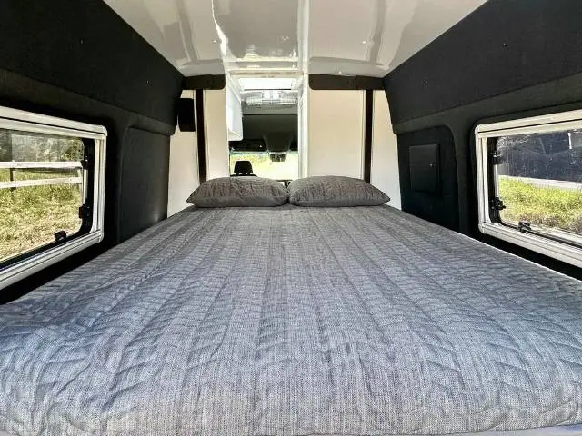 NEW 2025 AVIDA DIVERSION LX V7012