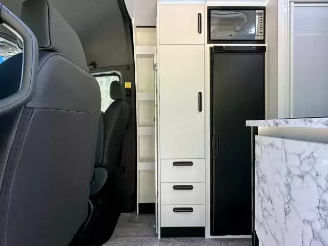 NEW 2025 AVIDA DIVERSION LX V7012