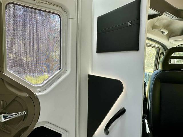 NEW 2026 AVIDA ESPERANCE LX C7854SL MOTORHOME AUTOMATIC