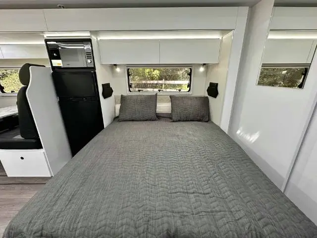 NEW 2026 AVIDA ESPERANCE LX C7854SL