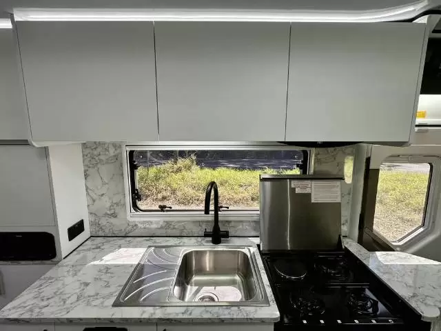 NEW 2026 AVIDA ESPERANCE LX C7854SL