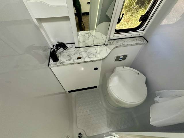 NEW 2026 AVIDA DIVERSION LX V7012 CAMPERVAN AUTO 417 LWB