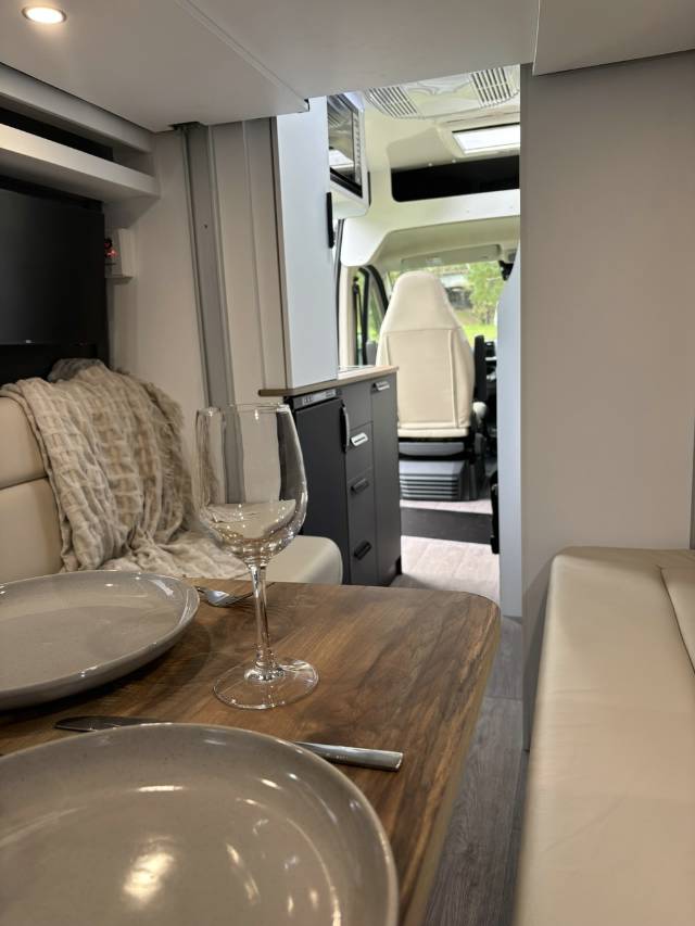 NEW 2026 AVIDA ESCAPE V6442 CAMPERVAN AUTOMATIC