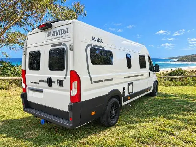 https://media-caravea.syd1.digitaloceanspaces.com/caravans/6EC13194/image-4.webp?q=4eQqEt3BqI
