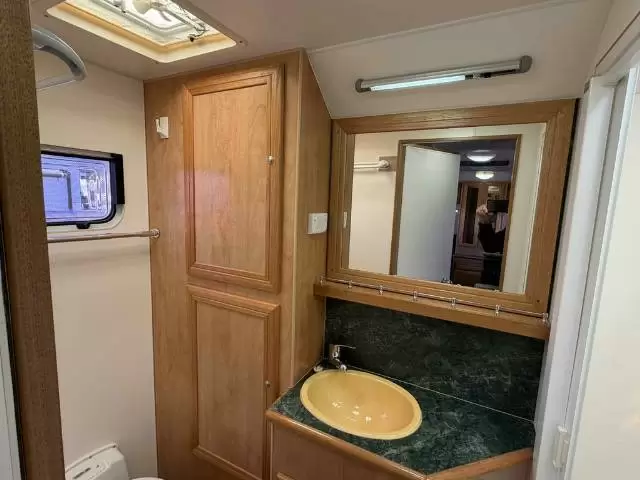 USED 2009 SUNLAND EMERALD SINGLE BEDS