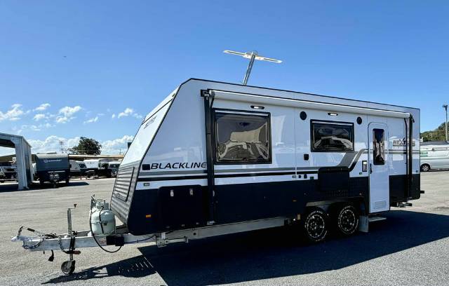 USED 2018 NEXTGEN BLACKLINE SINGLE BEDS CARAVAN 2 AXLE