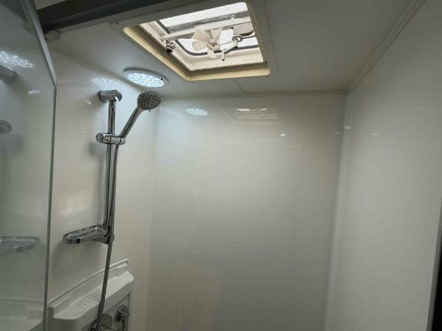 USED 2018 NEXTGEN BLACKLINE SINGLE BEDS CARAVAN 2 AXLE