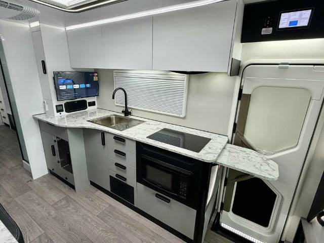 NEW 2026 AVIDA FREMANTLE LX C9234 2SL MOTORHOME ULWB RWD AUTOMA