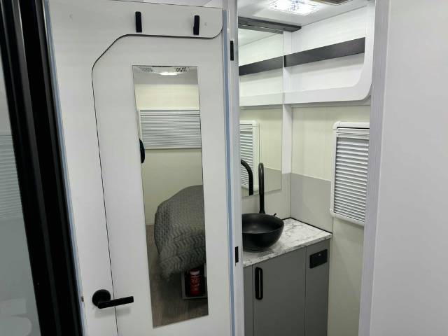 NEW 2026 AVIDA FREMANTLE LX C9234 2SL MOTORHOME ULWB RWD AUTOMA